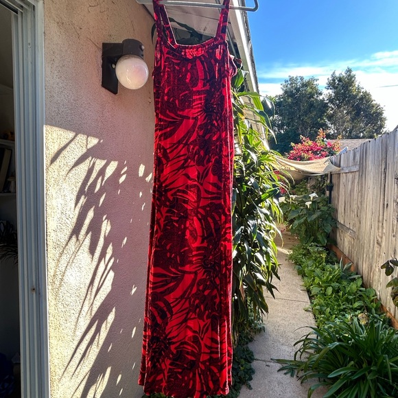Vintage Serendipity Maui XL Red and Black Maxi Dress - Picture 2 of 7
